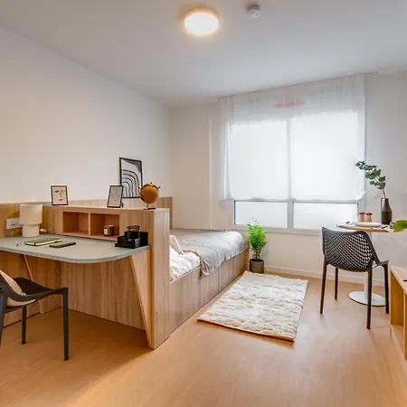 Aparthotel Sweetly Gif Sur Yvette Gif-sur-Yvette
